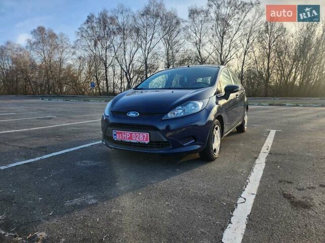 Синий Форд Фиеста, объемом двигателя 1.25 л и пробегом 187 тыс. км за 5590 $, фото 2 на Automoto.ua