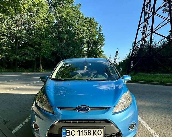 Синий Форд Фиеста, объемом двигателя 1.39 л и пробегом 215 тыс. км за 4900 $, фото 3 на Automoto.ua