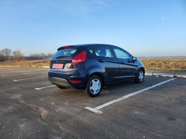 Синий Форд Фиеста, объемом двигателя 1.25 л и пробегом 187 тыс. км за 5590 $, фото 2 на Automoto.ua