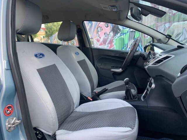 Синий Форд Фиеста, объемом двигателя 0 л и пробегом 149 тыс. км за 5490 $, фото 9 на Automoto.ua