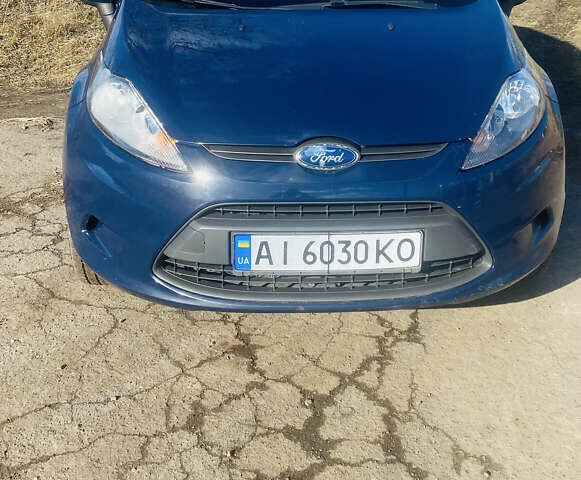 Синій Форд Фієста, об'ємом двигуна 1.6 л та пробігом 200 тис. км за 5500 $, фото 1 на Automoto.ua