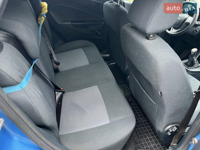 Синій Форд Фієста, об'ємом двигуна 1.56 л та пробігом 194 тис. км за 5600 $, фото 7 на Automoto.ua