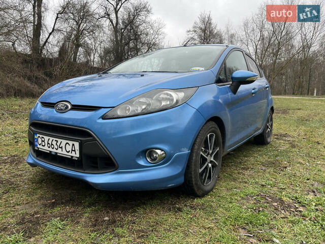 Синій Форд Фієста, об'ємом двигуна 1.56 л та пробігом 194 тис. км за 5600 $, фото 4 на Automoto.ua
