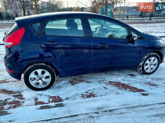 Синий Форд Фиеста, объемом двигателя 1.25 л и пробегом 140 тыс. км за 5300 $, фото 3 на Automoto.ua