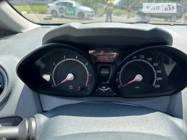 Синій Форд Фієста, об'ємом двигуна 1.4 л та пробігом 153 тис. км за 6999 $, фото 5 на Automoto.ua