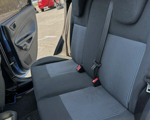 Форд Фиеста 2010 в Одессе на Automoto.ua Синий Форд Фиеста, объемом двигателя 1.24 л и пробегом 197 тыс. км за 4999 $, фото 6 на Automoto.ua