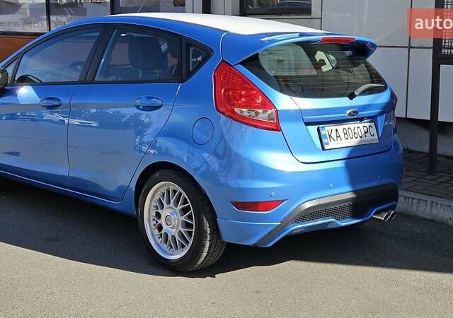 Синий Форд Фиеста, объемом двигателя 1.39 л и пробегом 66 тыс. км за 7900 $, фото 3 на Automoto.ua