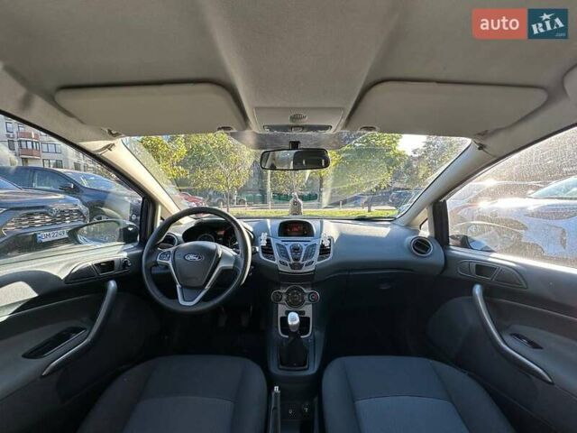 Форд Фієста 2011 у Києві на Automoto.ua Синій Форд Фієста, об'ємом двигуна 1.4 л та пробігом 217 тис. км за 5500 $, фото 5 на Automoto.ua