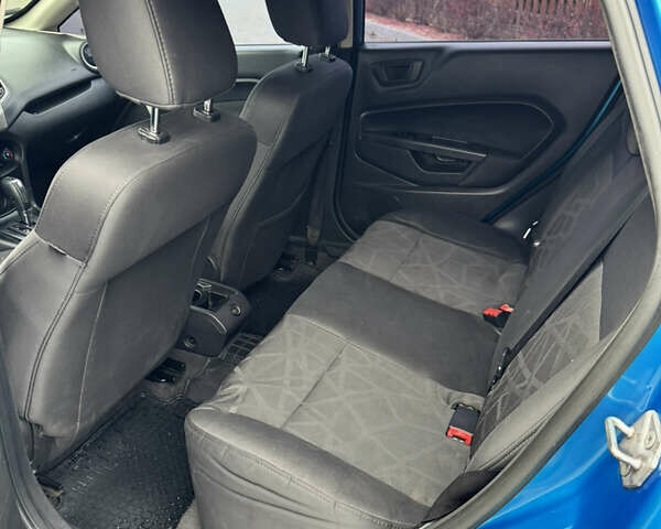 Синій Форд Фієста, об'ємом двигуна 1.6 л та пробігом 240 тис. км за 5500 $, фото 6 на Automoto.ua