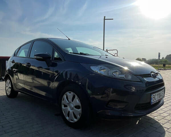 Синій Форд Фієста, об'ємом двигуна 1.4 л та пробігом 295 тис. км за 5100 $, фото 6 на Automoto.ua