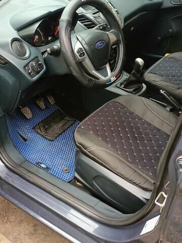Синій Форд Фієста, об'ємом двигуна 1.2 л та пробігом 132 тис. км за 5200 $, фото 9 на Automoto.ua