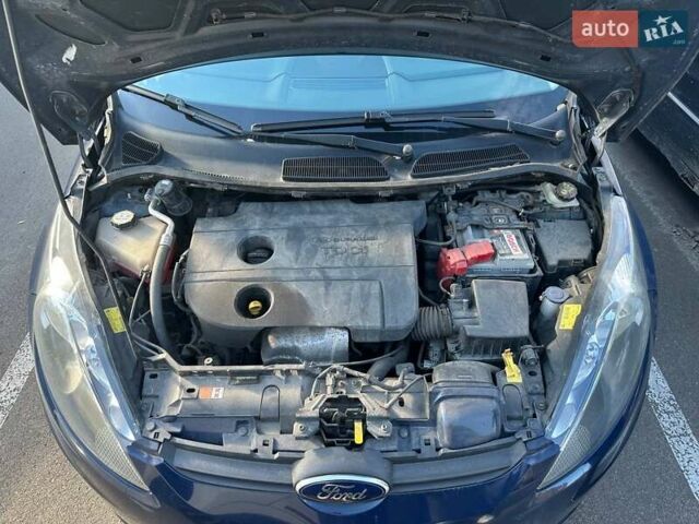 Форд Фієста 2011 у Києві на Automoto.ua Синій Форд Фієста, об'ємом двигуна 1.4 л та пробігом 217 тис. км за 5500 $, фото 14 на Automoto.ua