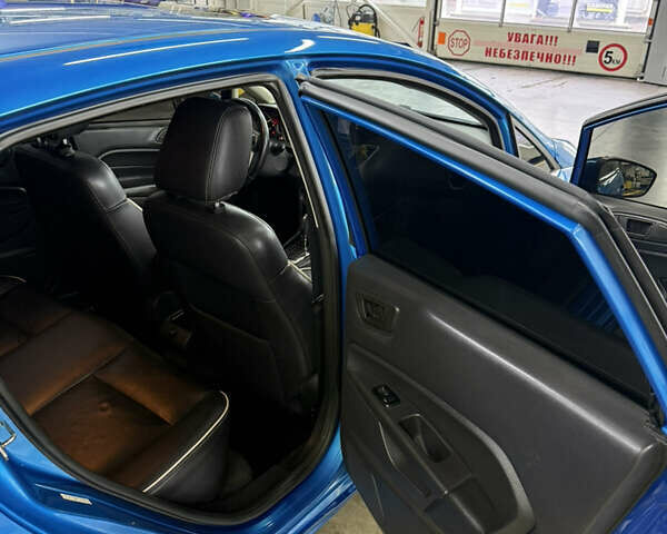 Форд Фиеста 2011 в Черновцах на Automoto.ua Синий Форд Фиеста, объемом двигателя 1.6 л и пробегом 170 тыс. км за 8000 $, фото 11 на Automoto.ua