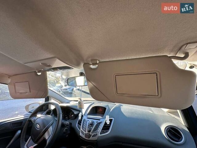 Форд Фієста 2011 у Києві на Automoto.ua Синій Форд Фієста, об'ємом двигуна 1.4 л та пробігом 217 тис. км за 5500 $, фото 15 на Automoto.ua