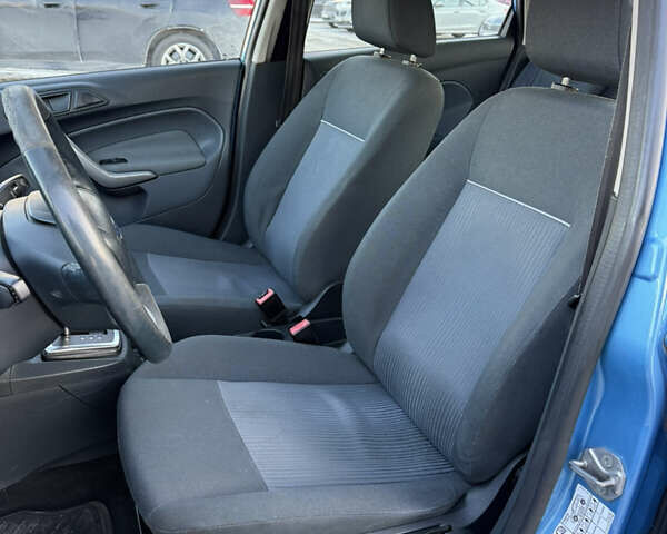 Синий Форд Фиеста, объемом двигателя 1.39 л и пробегом 177 тыс. км за 7250 $, фото 9 на Automoto.ua