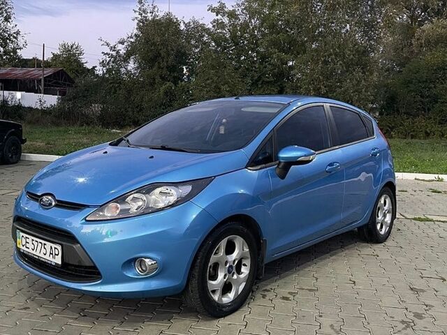 Синій Форд Фієста, об'ємом двигуна 1.39 л та пробігом 77 тис. км за 8000 $, фото 3 на Automoto.ua