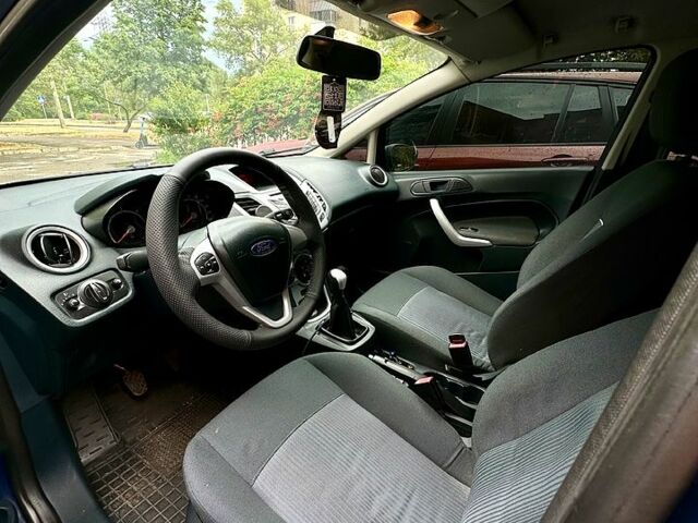 Синій Форд Фієста, об'ємом двигуна 1.4 л та пробігом 240 тис. км за 5699 $, фото 8 на Automoto.ua