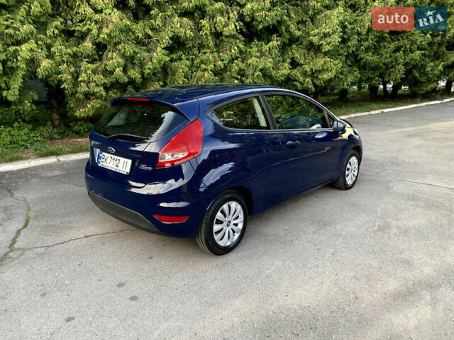 Синій Форд Фієста, об'ємом двигуна 1.4 л та пробігом 175 тис. км за 4700 $, фото 3 на Automoto.ua