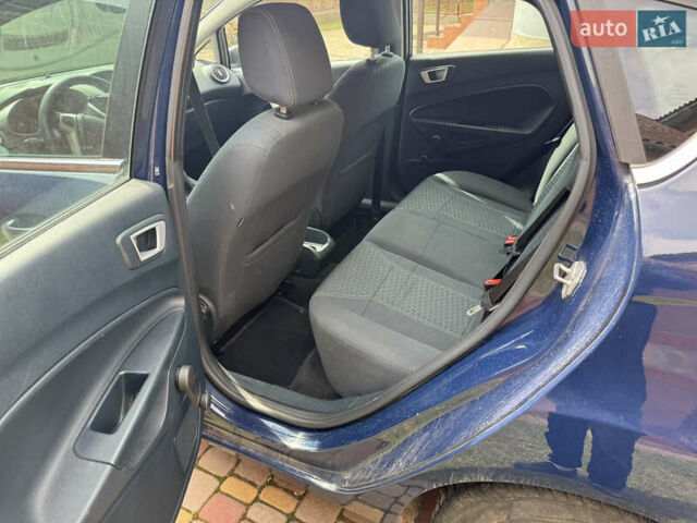 Синий Форд Фиеста, объемом двигателя 1.6 л и пробегом 298 тыс. км за 6200 $, фото 6 на Automoto.ua