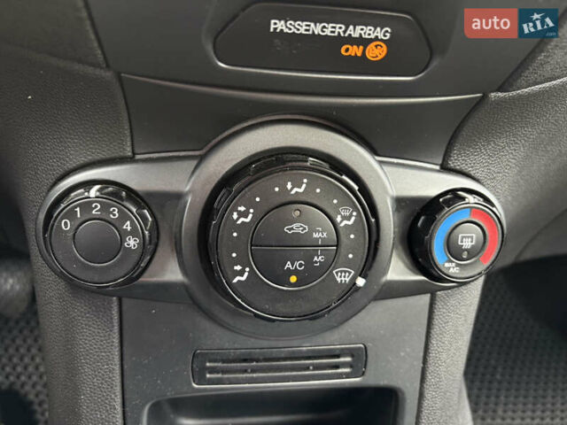 Форд Фиеста 2012 в Киеве на Automoto.ua Синий Форд Фиеста, объемом двигателя 1.2 л и пробегом 215 тыс. км за 5400 $, фото 8 на Automoto.ua