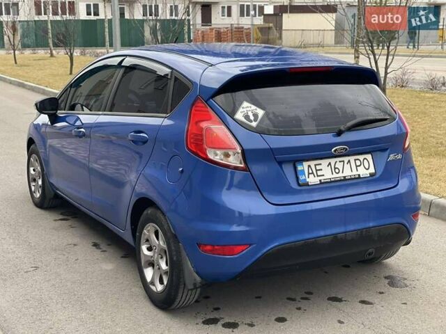 Синий Форд Фиеста, объемом двигателя 1.2 л и пробегом 193 тыс. км за 6400 $, фото 9 на Automoto.ua
