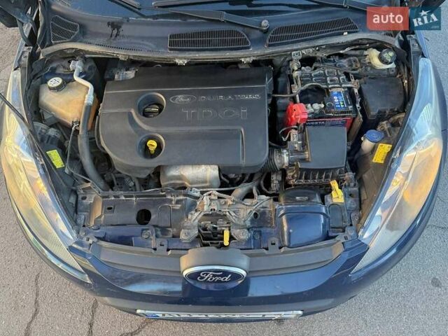 Синий Форд Фиеста, объемом двигателя 1.4 л и пробегом 243 тыс. км за 4800 $, фото 23 на Automoto.ua