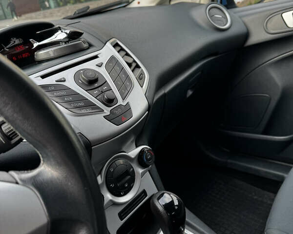 Синий Форд Фиеста, объемом двигателя 1.39 л и пробегом 88 тыс. км за 7200 $, фото 21 на Automoto.ua