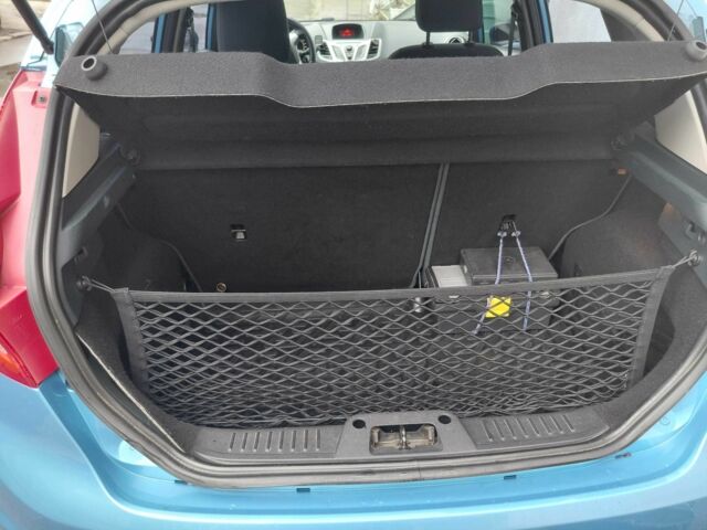 Синий Форд Фиеста, объемом двигателя 1.4 л и пробегом 112 тыс. км за 7500 $, фото 6 на Automoto.ua