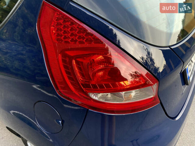 Синій Форд Фієста, об'ємом двигуна 1.4 л та пробігом 175 тис. км за 4700 $, фото 9 на Automoto.ua
