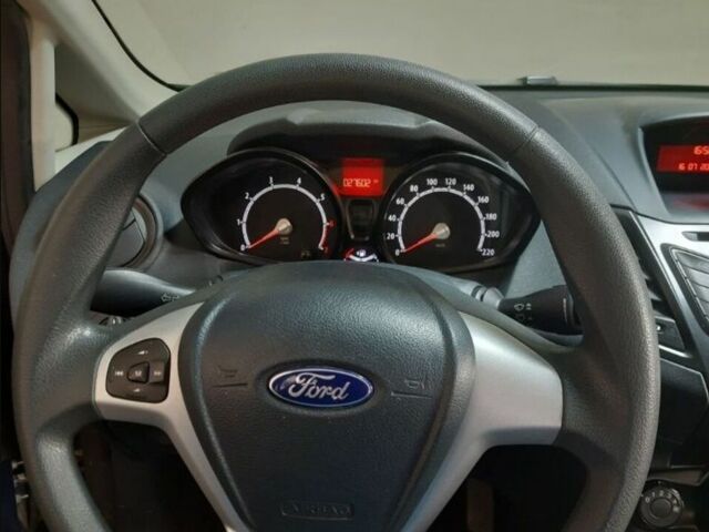 Синий Форд Фиеста, объемом двигателя 0 л и пробегом 28 тыс. км за 6200 $, фото 4 на Automoto.ua