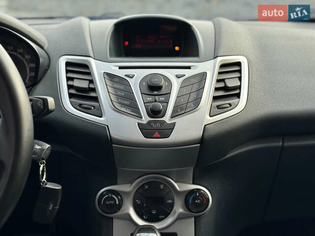 Синий Форд Фиеста, объемом двигателя 1.4 л и пробегом 185 тыс. км за 6350 $, фото 29 на Automoto.ua