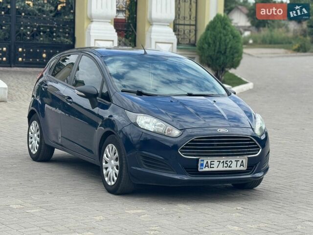 Синий Форд Фиеста, объемом двигателя 1.2 л и пробегом 114 тыс. км за 5600 $, фото 5 на Automoto.ua