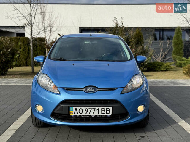 Синий Форд Фиеста, объемом двигателя 1.4 л и пробегом 185 тыс. км за 6350 $, фото 3 на Automoto.ua