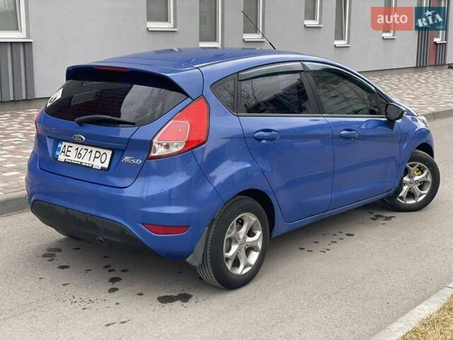 Синий Форд Фиеста, объемом двигателя 1.2 л и пробегом 193 тыс. км за 6400 $, фото 3 на Automoto.ua