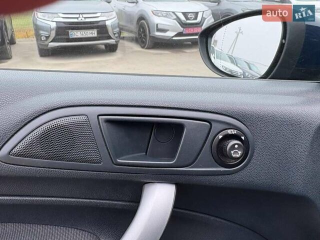 Синий Форд Фиеста, объемом двигателя 1.4 л и пробегом 240 тыс. км за 6190 $, фото 16 на Automoto.ua