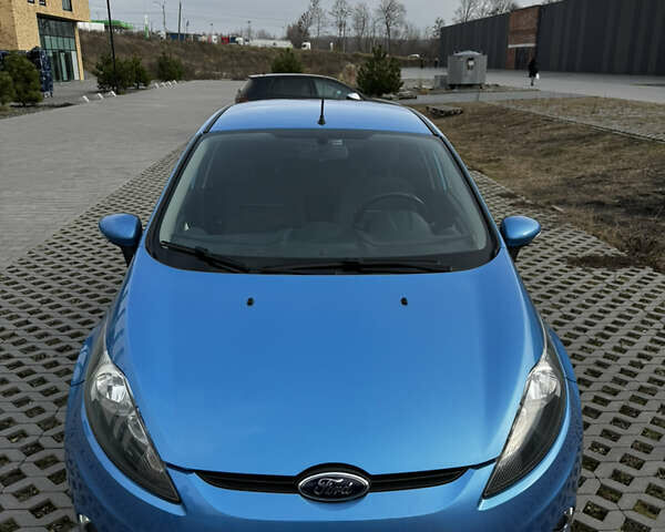Синий Форд Фиеста, объемом двигателя 1.39 л и пробегом 88 тыс. км за 7200 $, фото 8 на Automoto.ua