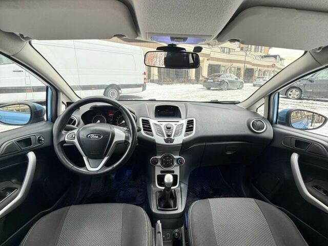 Синий Форд Фиеста, объемом двигателя 1.25 л и пробегом 178 тыс. км за 5999 $, фото 8 на Automoto.ua