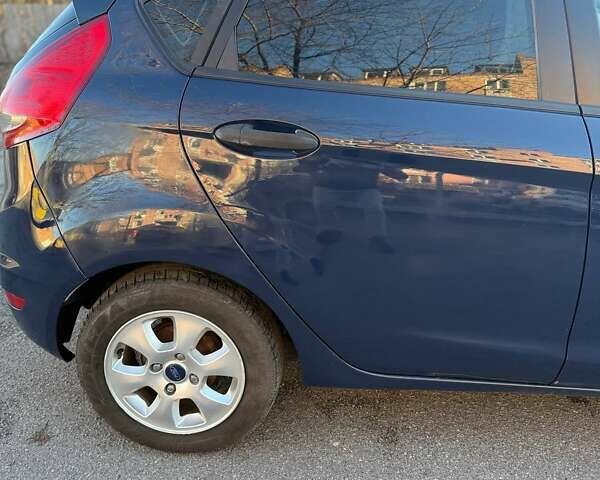 Синий Форд Фиеста, объемом двигателя 1.4 л и пробегом 243 тыс. км за 4800 $, фото 9 на Automoto.ua