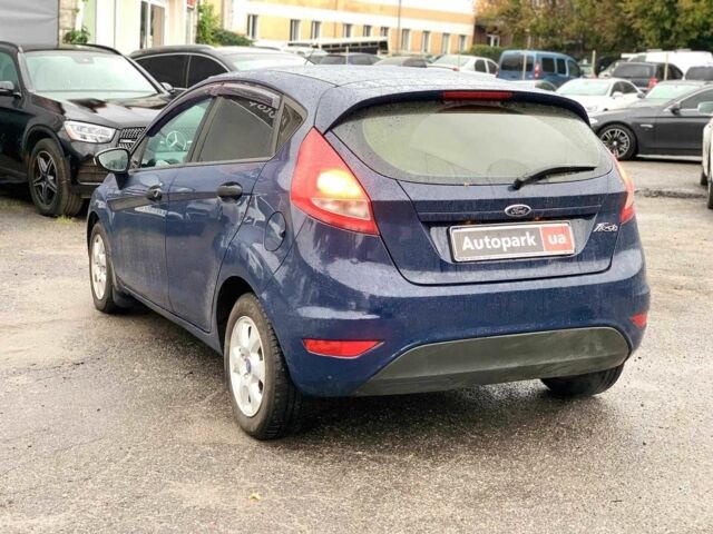 Синій Форд Фієста, об'ємом двигуна 1.4 л та пробігом 241 тис. км за 6290 $, фото 7 на Automoto.ua