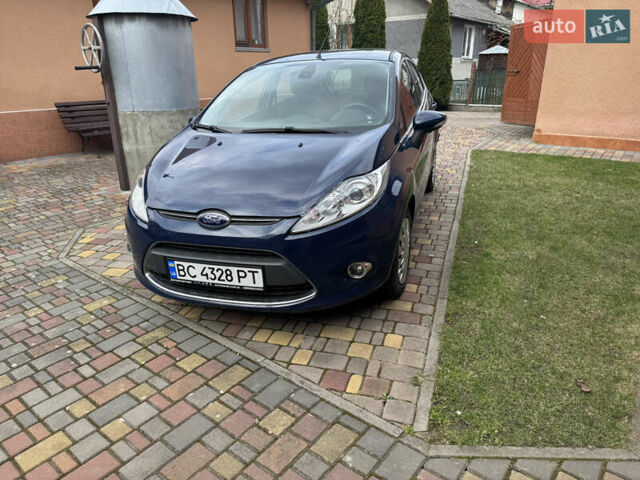 Синий Форд Фиеста, объемом двигателя 1.6 л и пробегом 298 тыс. км за 6200 $, фото 4 на Automoto.ua