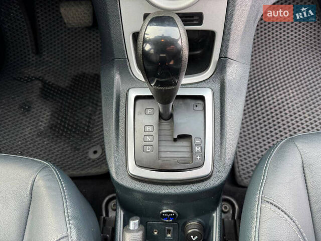 Синій Форд Фієста, об'ємом двигуна 1.4 л та пробігом 103 тис. км за 6999 $, фото 12 на Automoto.ua