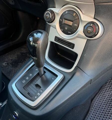 Синий Форд Фиеста, объемом двигателя 1.4 л и пробегом 103 тыс. км за 6999 $, фото 13 на Automoto.ua