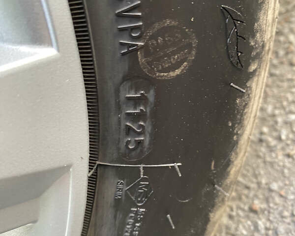 Синій Форд Фієста, об'ємом двигуна 1.4 л та пробігом 175 тис. км за 4700 $, фото 13 на Automoto.ua