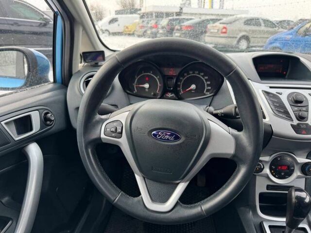 Синий Форд Фиеста, объемом двигателя 1.4 л и пробегом 102 тыс. км за 6999 $, фото 7 на Automoto.ua