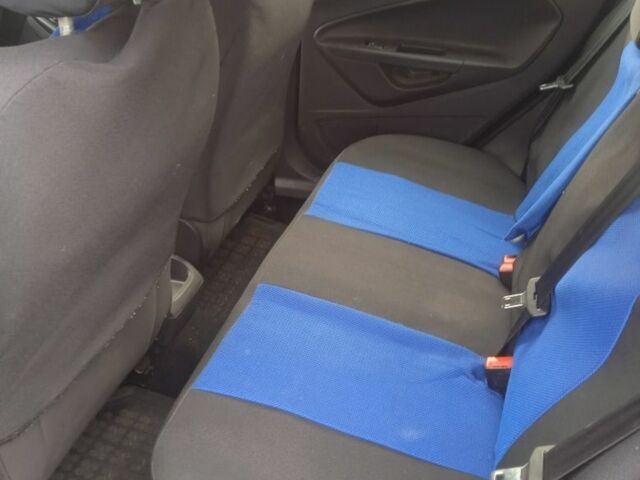 Форд Фиеста 2013 в Броварах на Automoto.ua Синий Форд Фиеста, объемом двигателя 1.2 л и пробегом 63 тыс. км за 9500 $, фото 7 на Automoto.ua