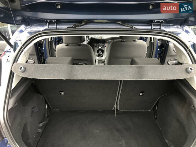 Синий Форд Фиеста, объемом двигателя 1 л и пробегом 68 тыс. км за 6350 $, фото 48 на Automoto.ua