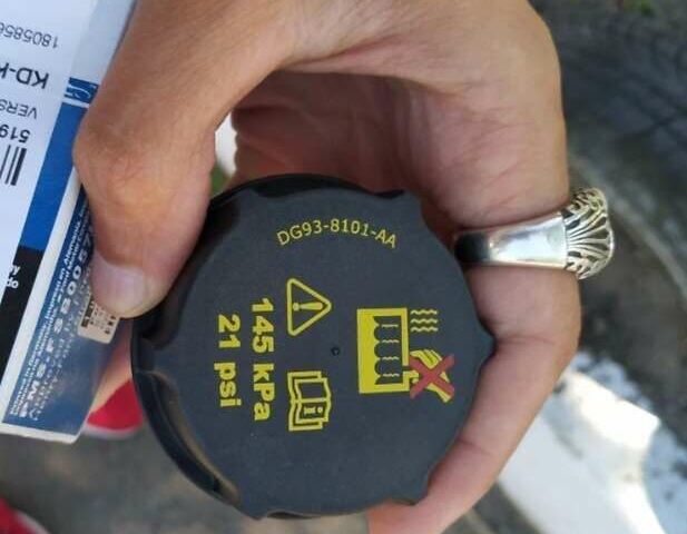 Синий Форд Фиеста, объемом двигателя 1 л и пробегом 153 тыс. км за 6499 $, фото 14 на Automoto.ua