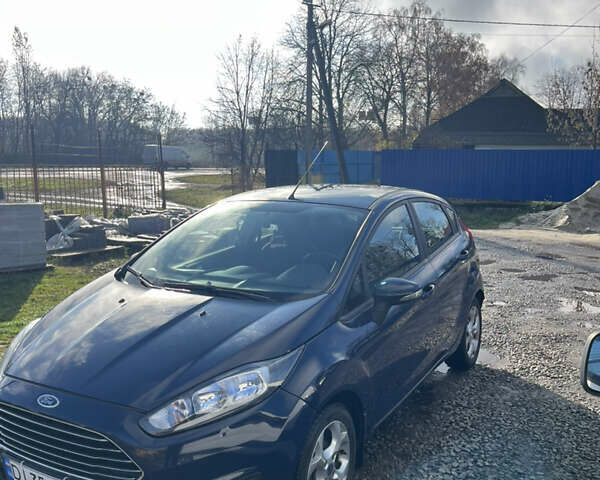 Синий Форд Фиеста, объемом двигателя 1 л и пробегом 108 тыс. км за 5999 $, фото 2 на Automoto.ua