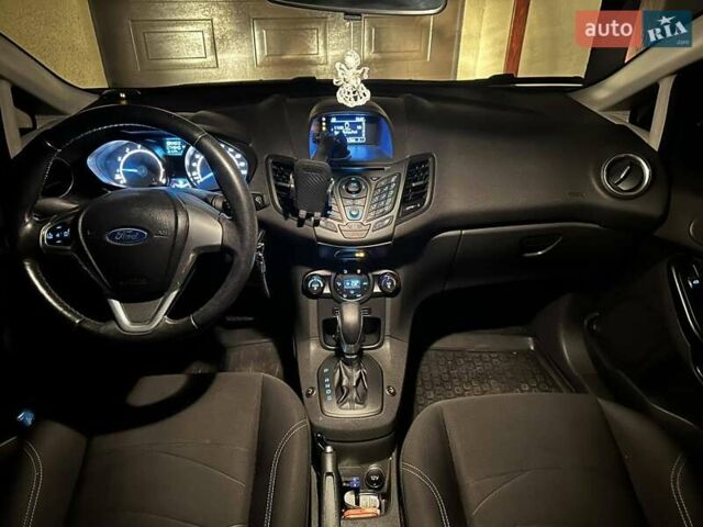 Форд Фиеста 2013 в Кривом Роге на Automoto.ua Синий Форд Фиеста, объемом двигателя 1.6 л и пробегом 75 тыс. км за 8500 $, фото 17 на Automoto.ua