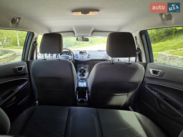 Синий Форд Фиеста, объемом двигателя 1 л и пробегом 85 тыс. км за 7300 $, фото 8 на Automoto.ua